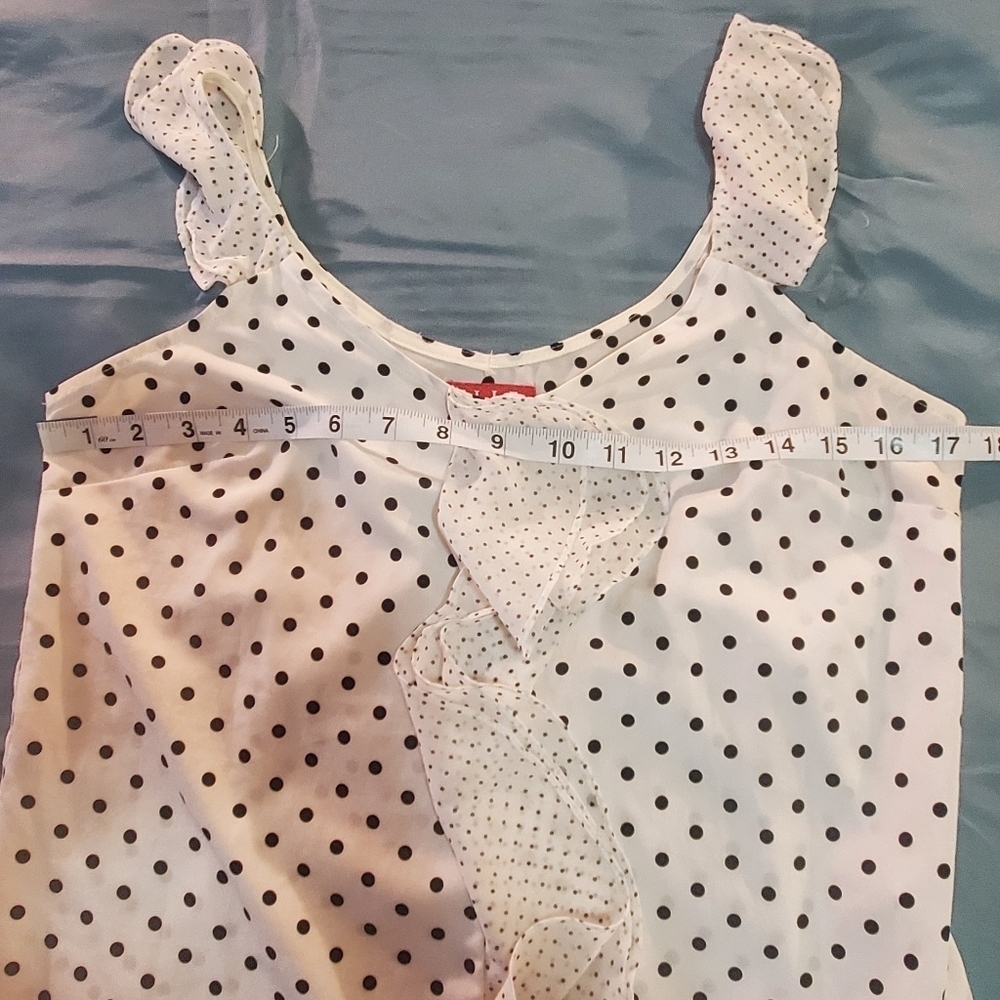 ELLE Polka-dot Sleeveless Black and White Top with Ruffles Women's Size Sm EUC - Picture 6 of 6